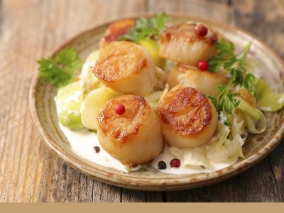 Noix de Saint-Jacques gratinées au four, cuisson des noix de Saint